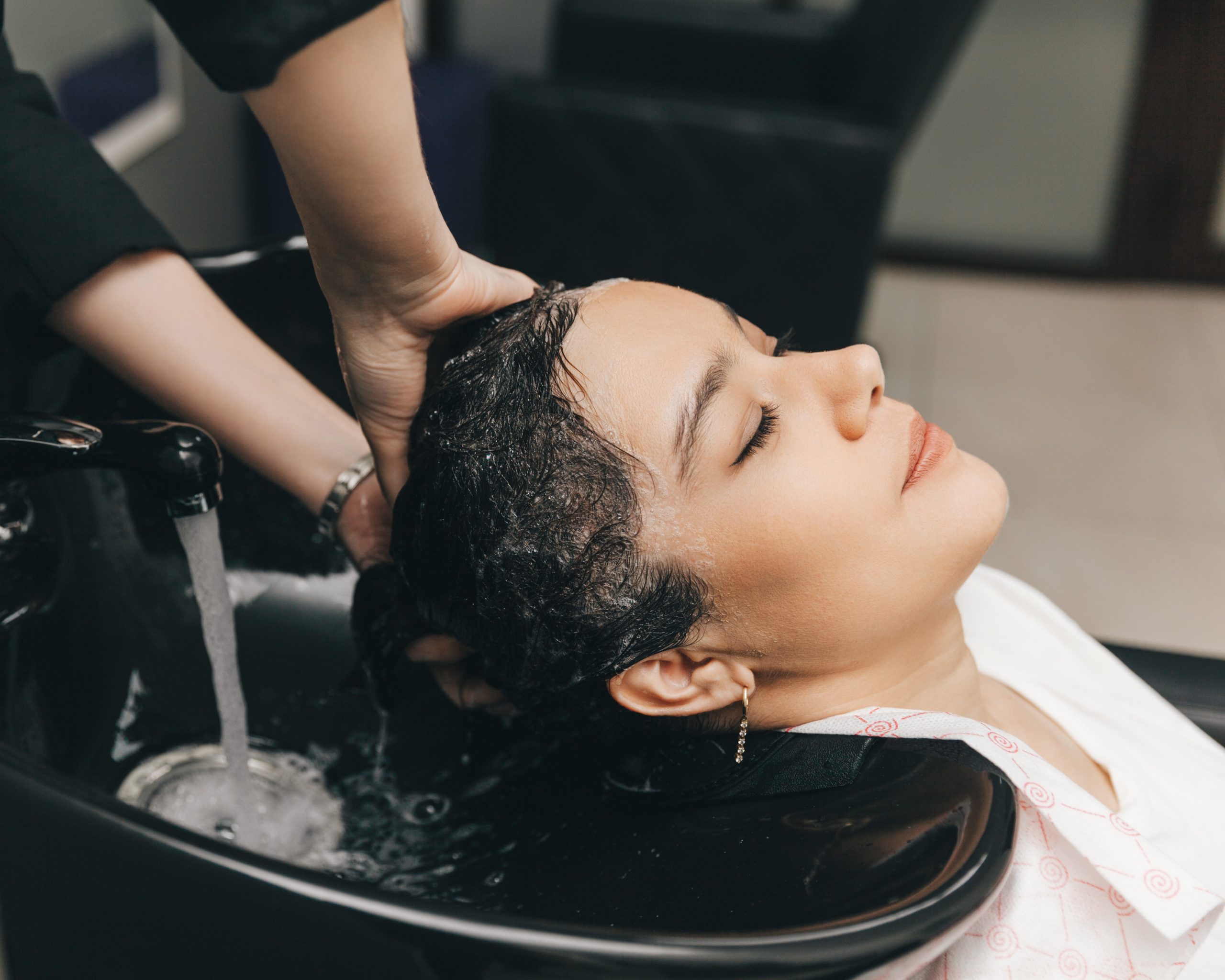 Lavado de cabello en peluquería